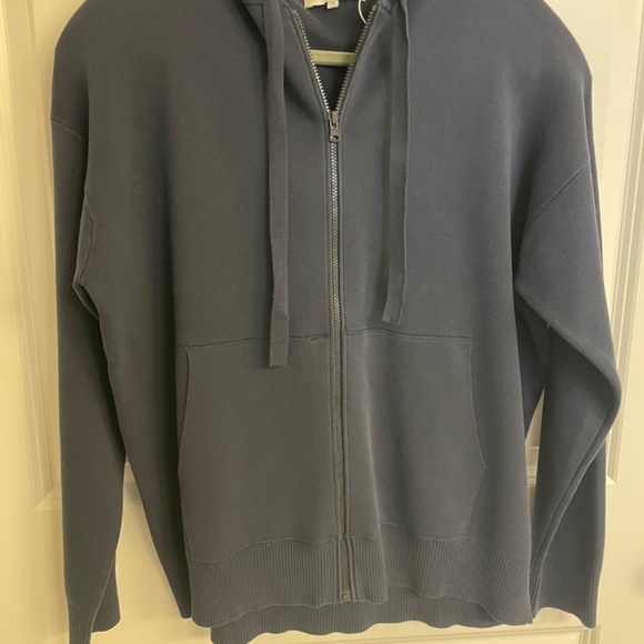 Vince washed hoodie-luxury sweater sweatshirt in navy - Picture 2 of 13